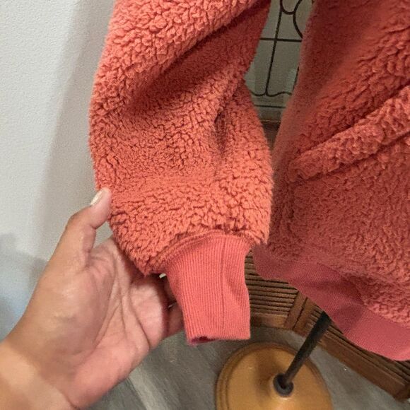 Disneyland Spirit Jersey Rose Gold Sherpa Pullover Hoodie Size S NWT - Picture 12 of 16